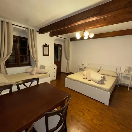 招待所 U Dvou Kocek 罗兹伯克那瓦塔